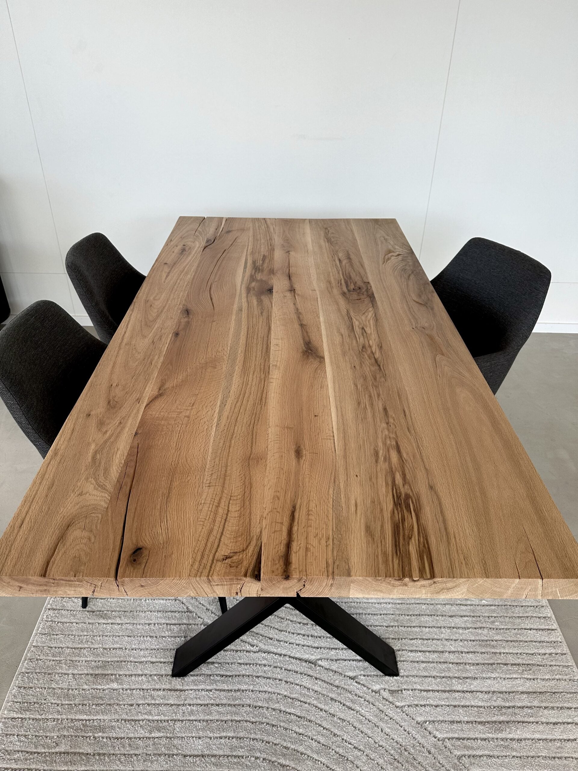 Ausstellungstisch Alteiche