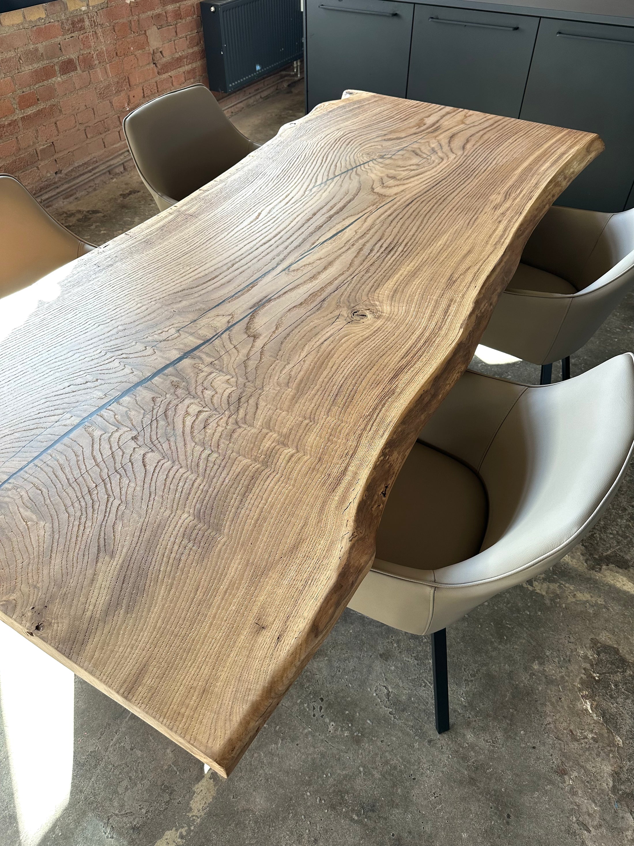 Ausstellungstisch Calypso II