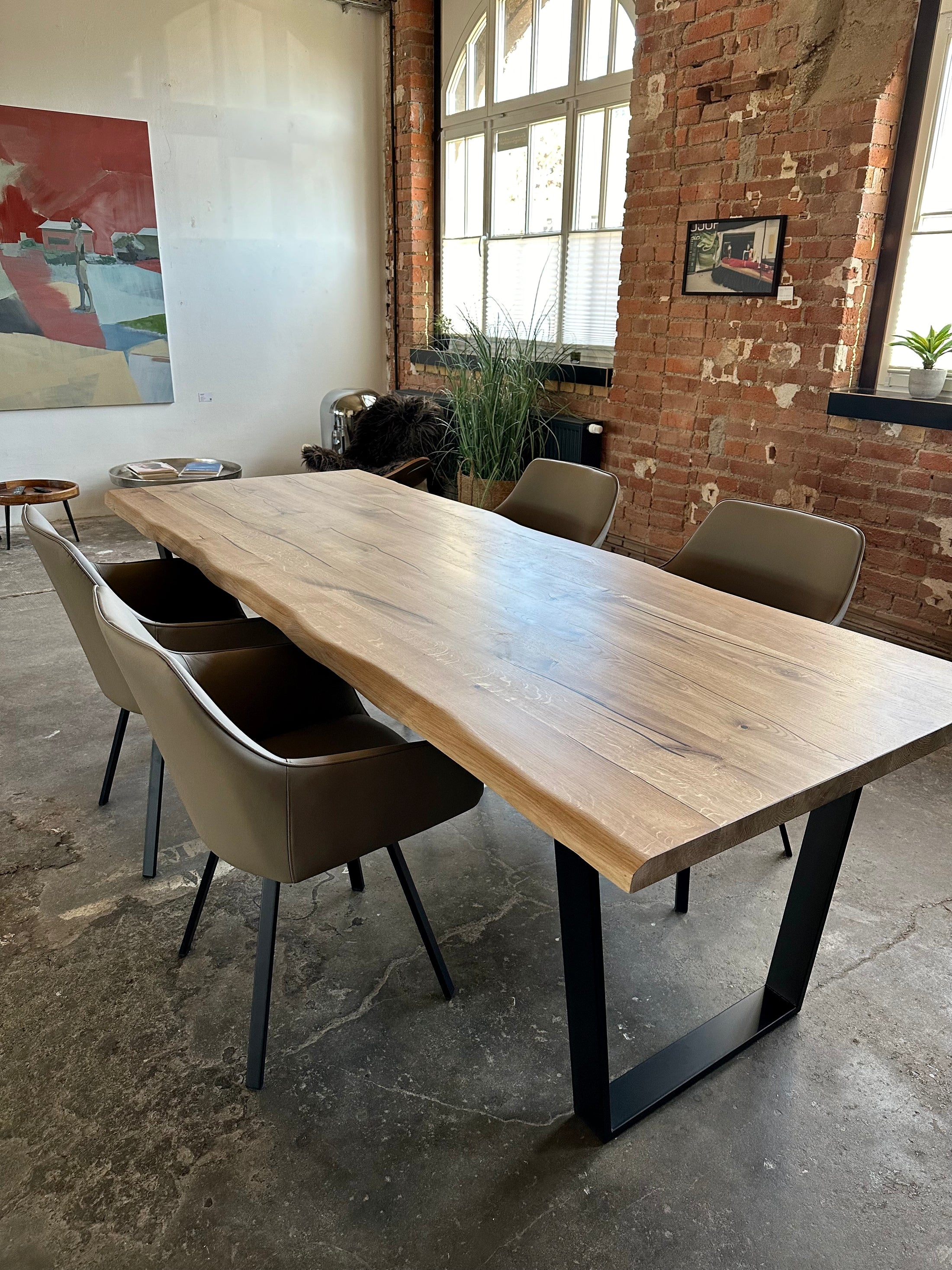 Ausstellungstisch mit Ansteckplatte