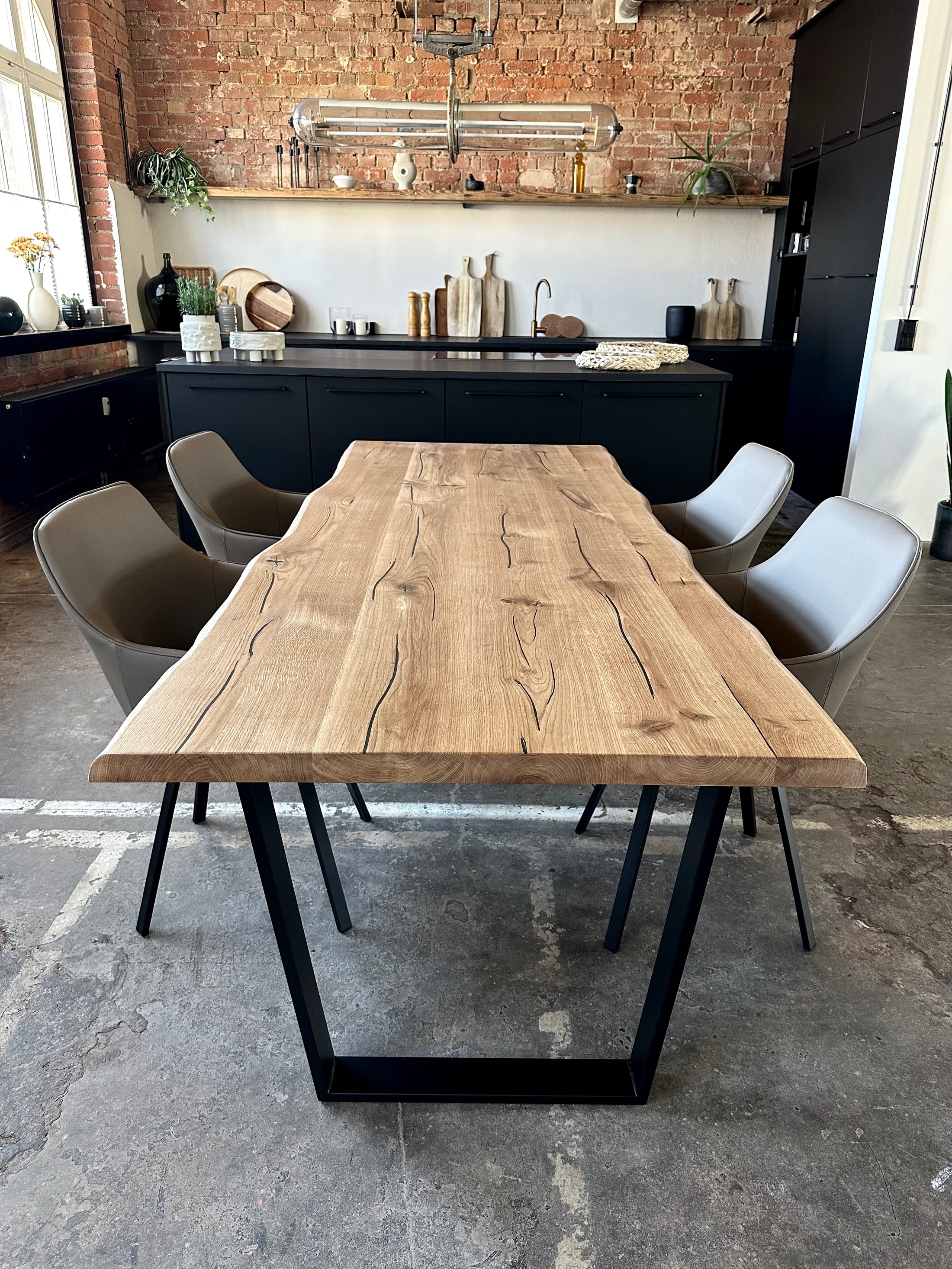 Ausstellungstisch mit Ansteckplatte