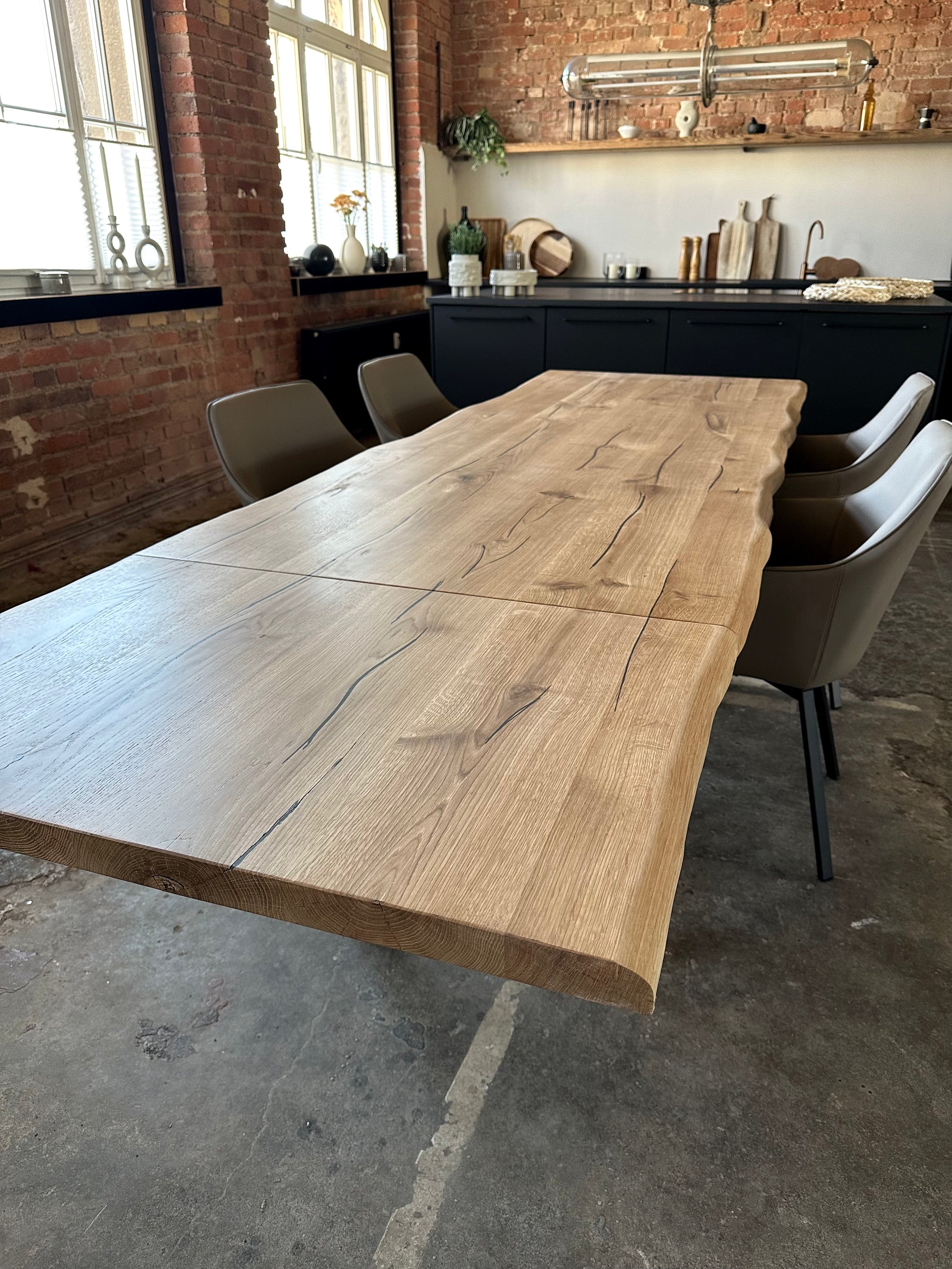 Ausstellungstisch mit Ansteckplatte