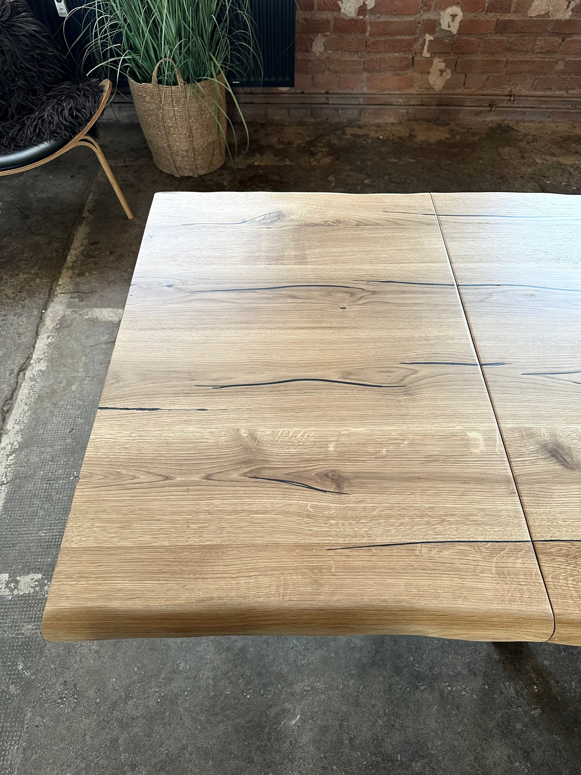 Ausstellungstisch mit Ansteckplatte